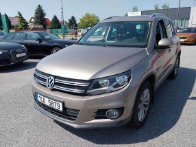 Volkswagen Tiguan - 2012