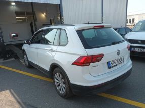 Volkswagen Tiguan - 2016