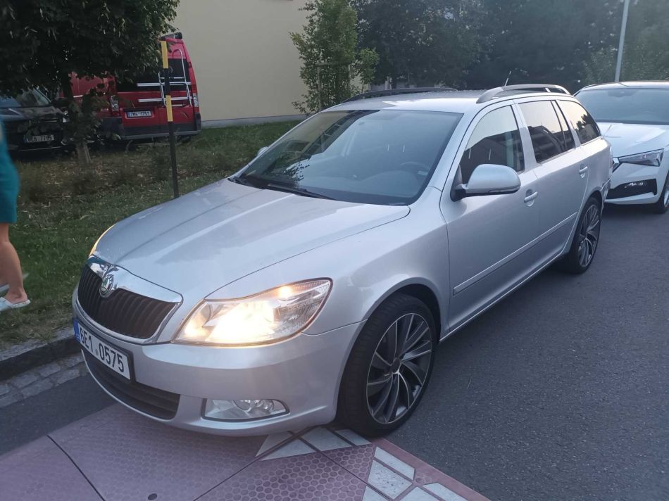 Skoda Octavia - 2011