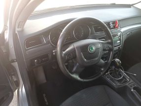 Skoda Superb - 2012