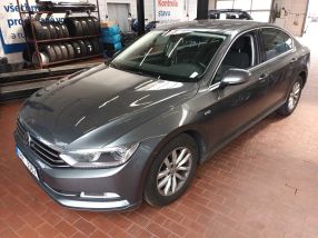 Volkswagen Passat - 2015