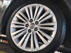 Opel Insignia - 2013
