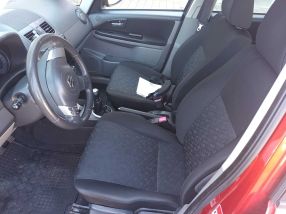 Suzuki SX4 - 2012