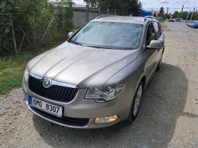 Skoda Superb - 2012