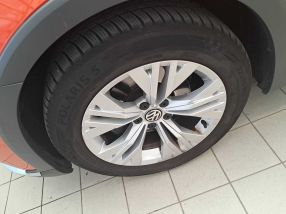 Volkswagen Passat - 2016