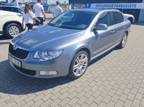 Skoda Superb - 2012