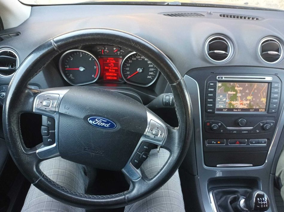 Ford Mondeo - 2010