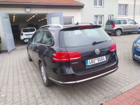Volkswagen Passat - 2011