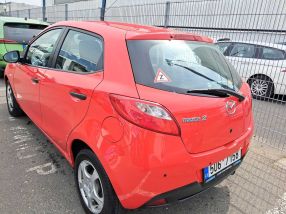 Mazda 2 - 2010