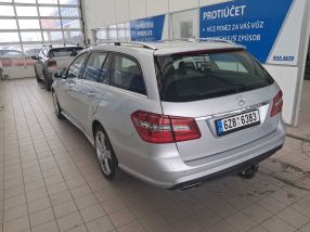 Mercedes-Benz E - 2011