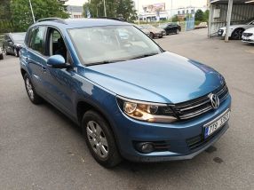 Volkswagen Tiguan - 2012