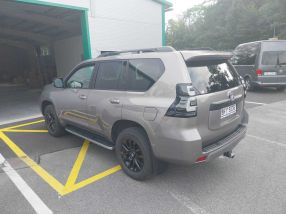 Toyota Land Cruiser - 2023