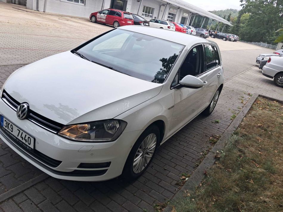 Volkswagen Golf - 2015