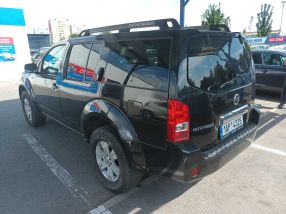 Nissan Pathfinder - 2006