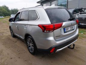 Mitsubishi Outlander - 2018