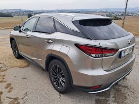 Lexus RX - 2021
