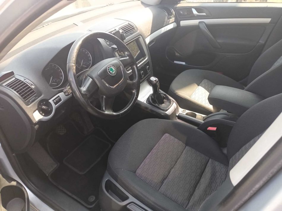 Skoda Octavia - 2011