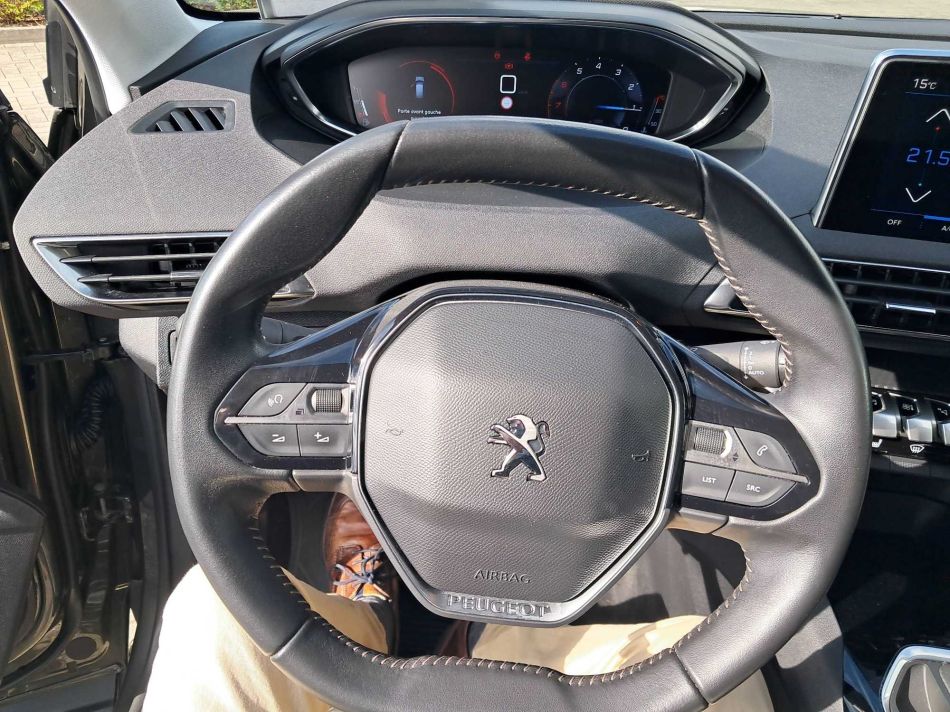 Peugeot 3008 - 2020