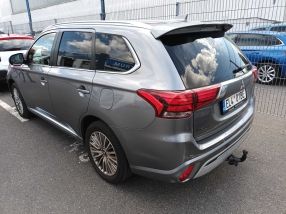 Mitsubishi Outlander - 2019