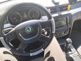 Skoda Superb - 2012