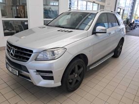 Mercedes-Benz ML - 2012