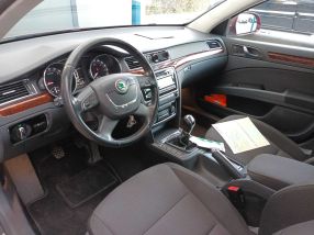 Skoda Superb - 2012