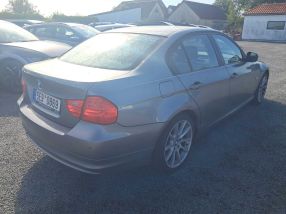 BMW 3 - 2010