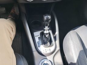 Mitsubishi Outlander - 2010