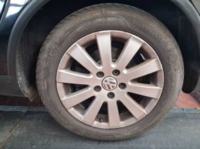 Volkswagen Passat - 2009