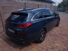Hyundai i30 - 2021