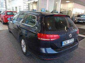 Volkswagen Passat - 2015
