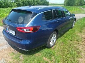 Opel Insignia - 2021
