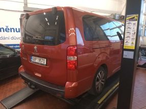 Peugeot Traveller - 2017