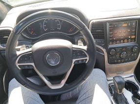Jeep Grand Cherokee - 2017