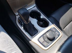 Jeep Grand Cherokee - 2017