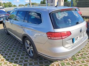 Volkswagen Passat - 2016