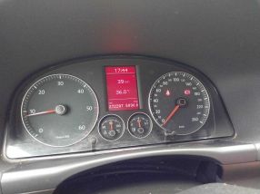 Volkswagen Touran - 2008