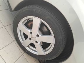 Peugeot 207 - 2006
