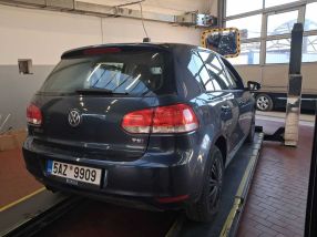 Volkswagen Golf - 2010