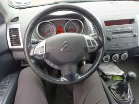 Citroen C-Crosser - 2009