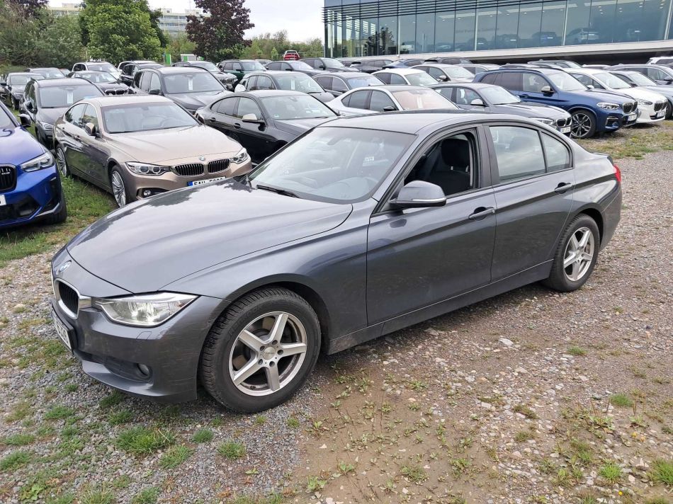 BMW 3 - 2012