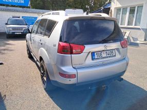 Peugeot 4007 - 2008