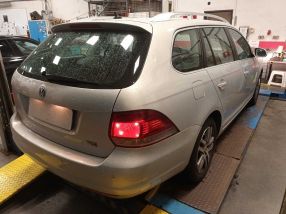 Volkswagen Golf - 2010
