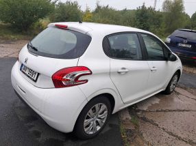 Peugeot 208 - 2014