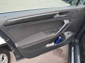 Volkswagen Tiguan - 2020