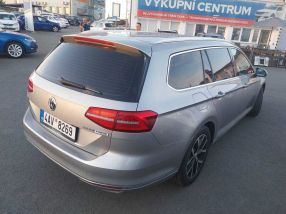 Volkswagen Passat - 2015