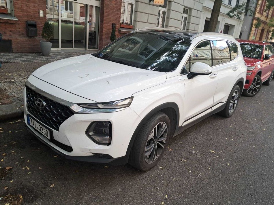 Hyundai Santa Fe - 2018