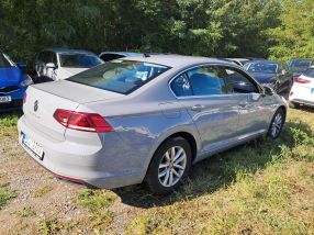 Volkswagen Passat - 2022