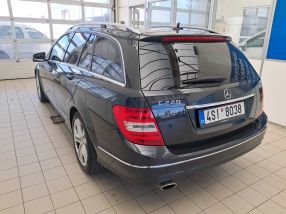 Mercedes-Benz C - 2011