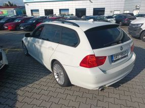 BMW 3 - 2010